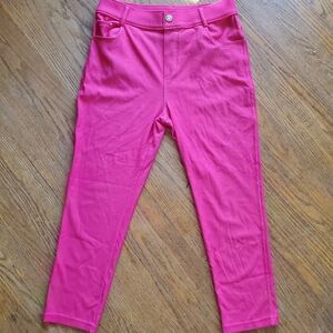 Bundle 3+ 5$ each Bright pink stretchy capris